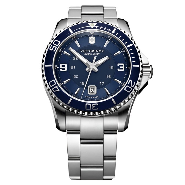 Victorinox Swiss Army Men's Maverick Navy Blue Dial Steel Bracelet Watch 241602